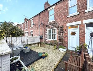 Photo 6- click for photo gallery